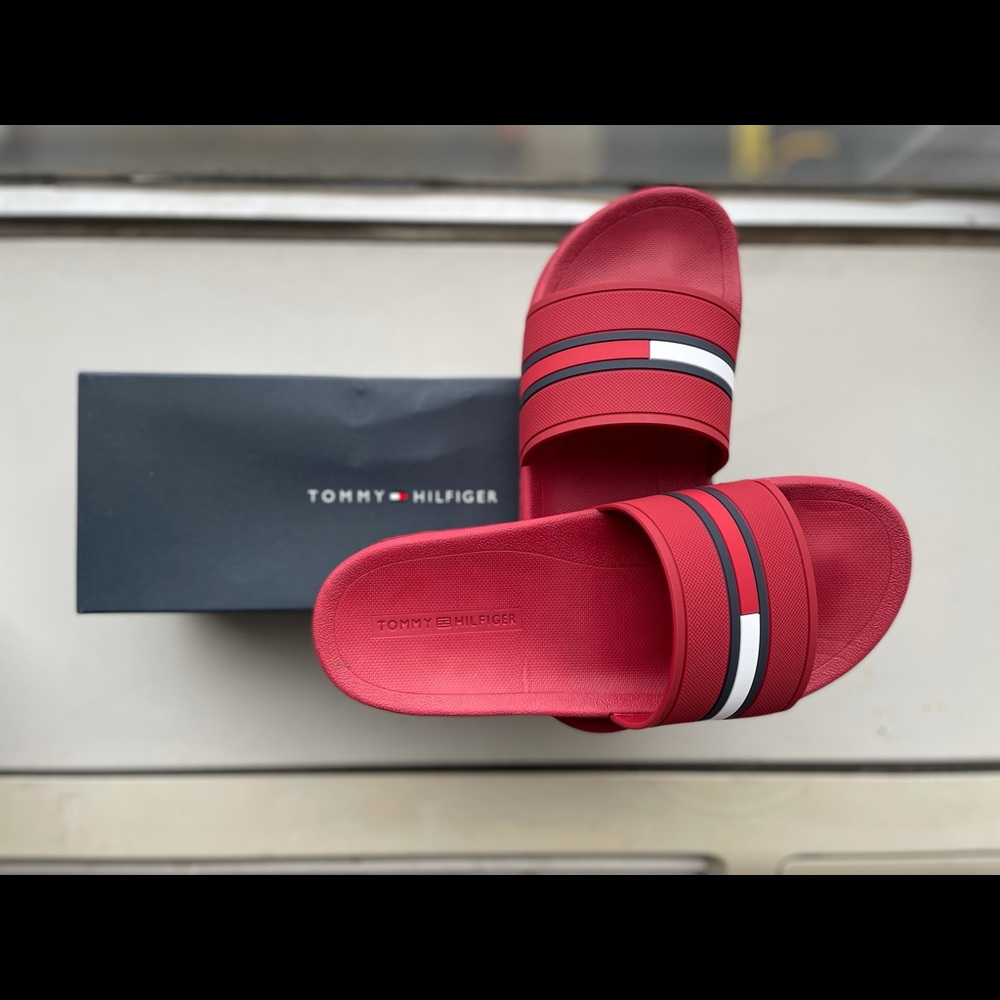 Tommy Hilfiger slides